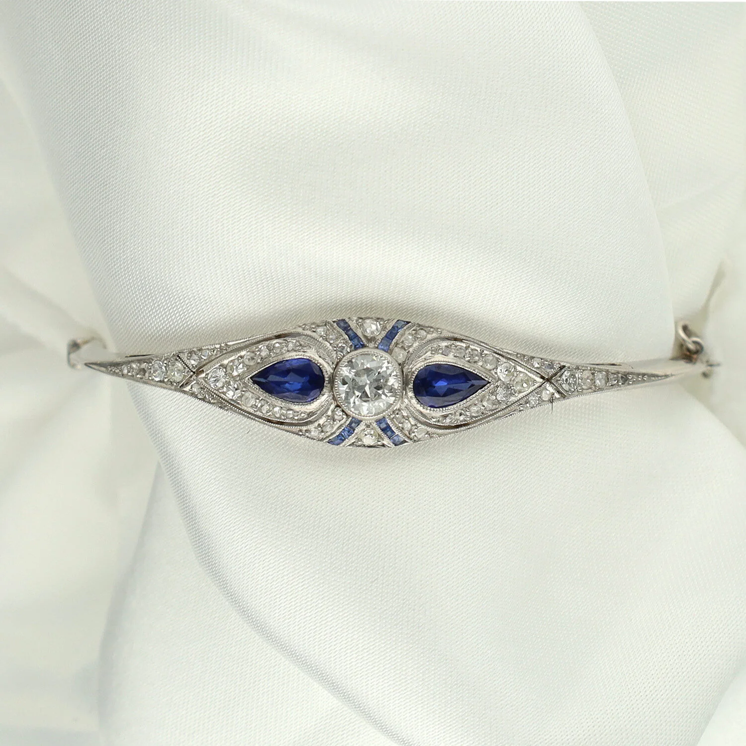 Pulsera Rígida Diamantes y Zafiros - Imagen 2