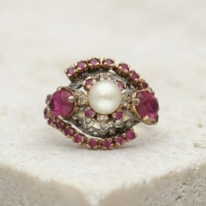 Anillo con Perla Diamantes y Rubís